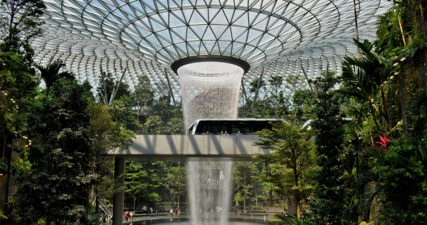 Manakah bandara terbersih di dunia? Changi Singapura Peringkat 3, Ini Daftar Lainnya, Berita Gaya Hidup